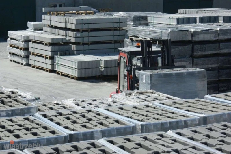 5836_ogrodzenia_panelowe_z_podmurowka_producent_plotbud