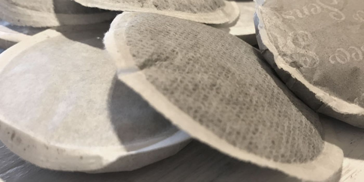 Kawa w papierowych saszetkach lepszym rozwiązaniem od plastikowych kapsułek?